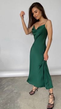 Зеленое шелковое платье-комбинация миди "Silk"