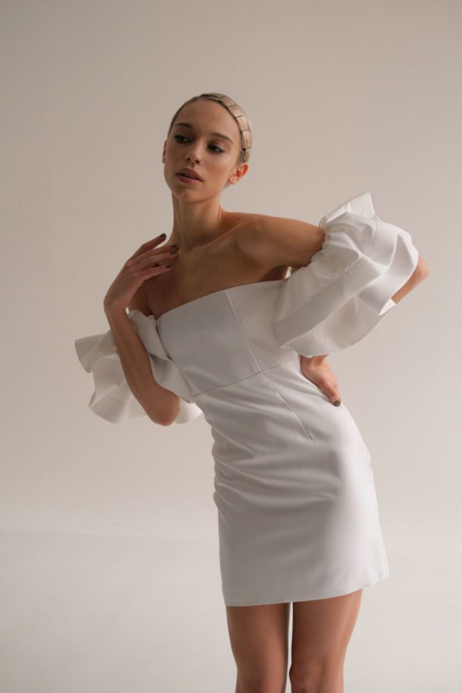 Платье белое мини «Sain»