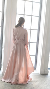 Розовое вечернее атласное платье в пол "Des Fruits" №3