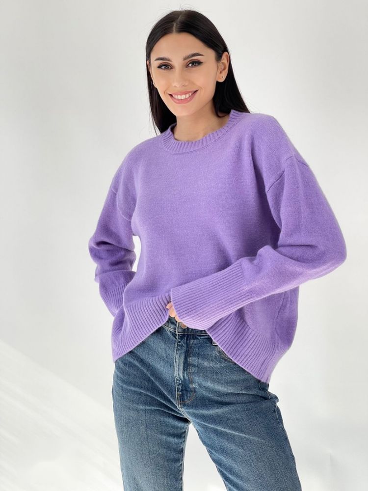 Сиреневый женский свитер