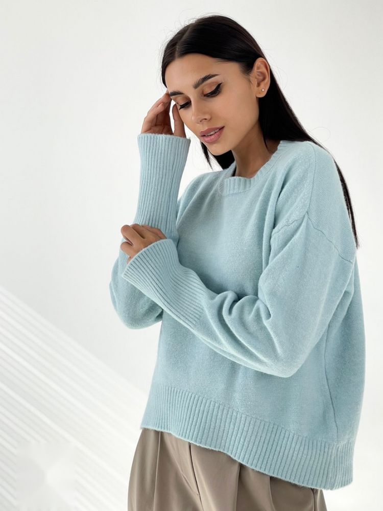 Ментоловый женский свитер